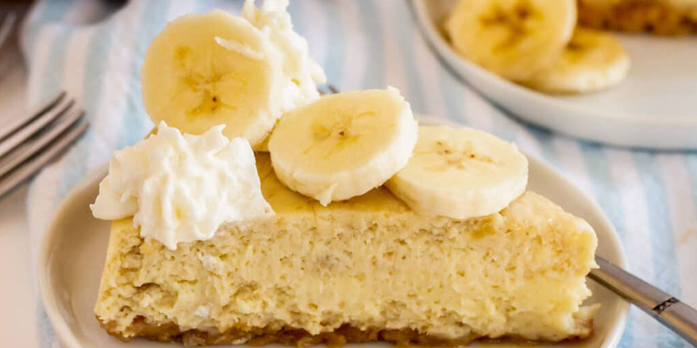 How-to-Make-Banana-Cream-Cheesecake-Cake-Recipe